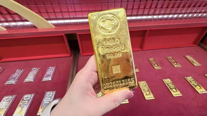  全球贵金属遭遇抛售浪潮；银行密集收紧代理渠道，市场进入新阶段。 股票财经 全球贵金属遭遇抛售浪潮；银行密集收紧代理渠道，市场进入新阶段。 股票财经 全球贵金属遭遇抛售浪潮；银行密集收紧代理渠道，市场进入新阶段。 股票财经