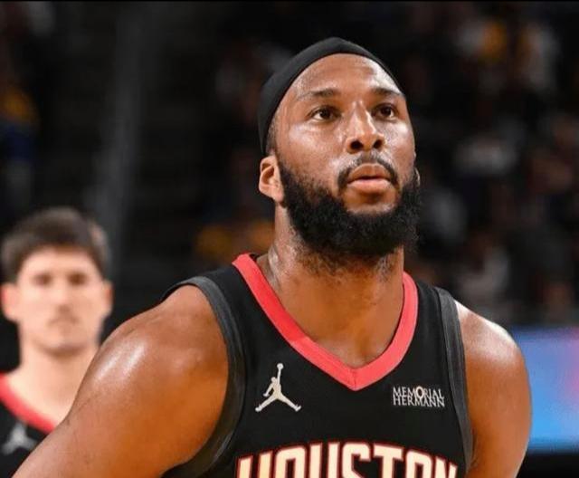  当你以为要输的时候，火箭用一波流告诉你什么叫冠军气质 体育新闻