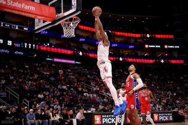  当你以为要输的时候，火箭用一波流告诉你什么叫冠军气质 体育新闻