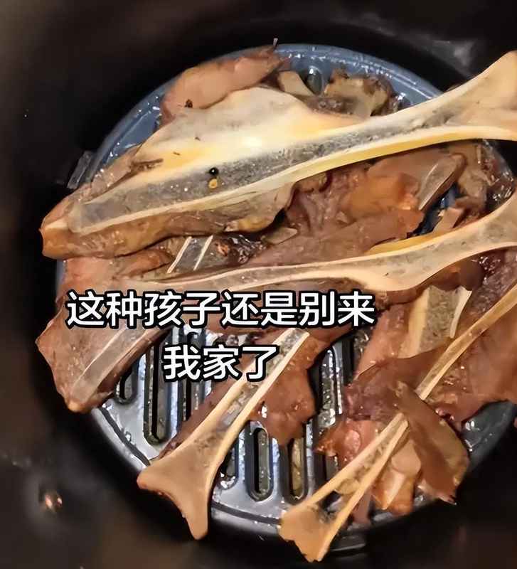  人际边界失效的成本：为什么说「抠搜」本质上是社交能力的溃败 情感心理